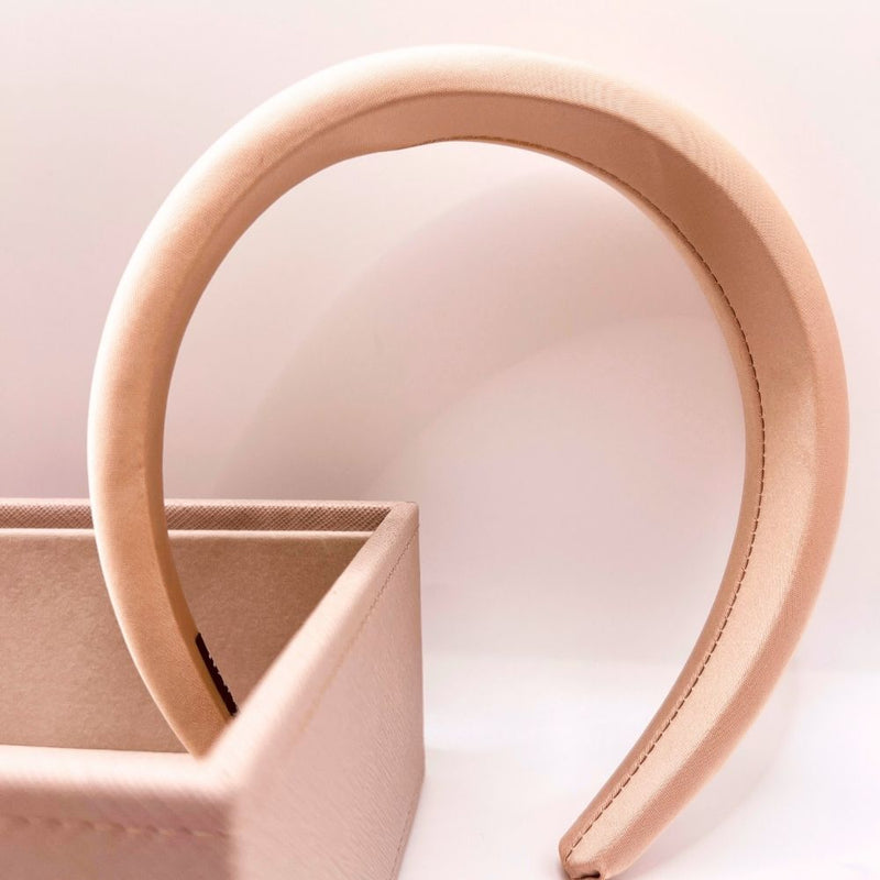 Cintillo Acolchado Beige Satin